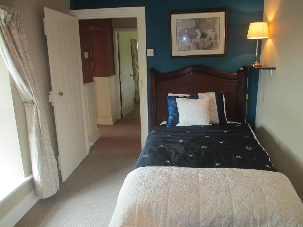 Tralia Farmhouse Self Catering Farranfore Ruang foto