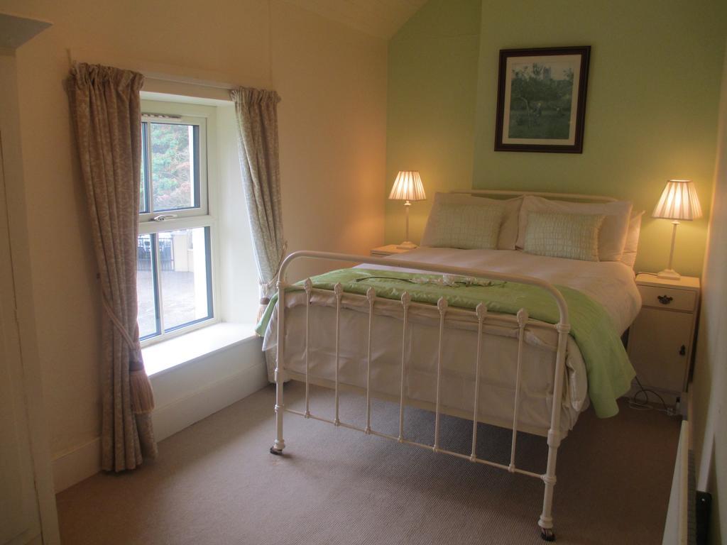 Tralia Farmhouse Self Catering Farranfore Ruang foto