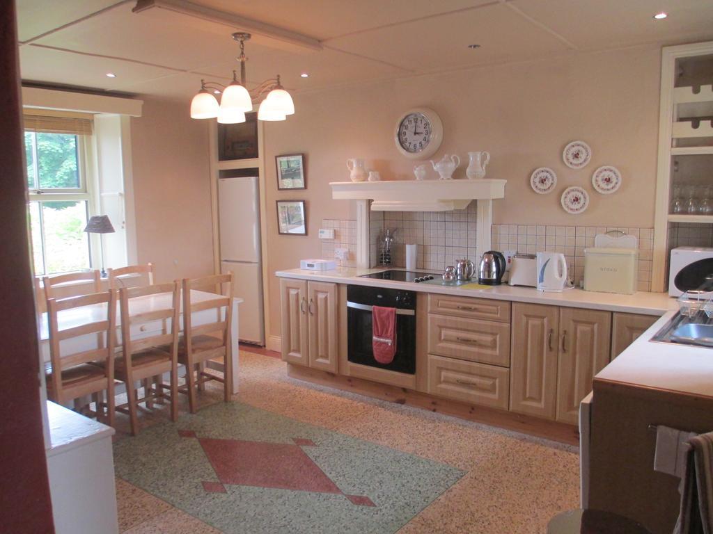 Tralia Farmhouse Self Catering Farranfore Ruang foto